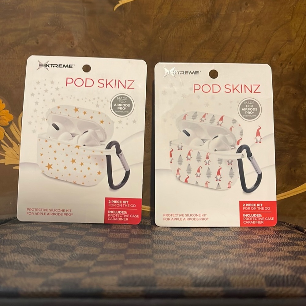 (2) NEW XTREME POD SKINZ PROTECTIVE SILICONE KIT FOR APPLE AIRPODS PRO